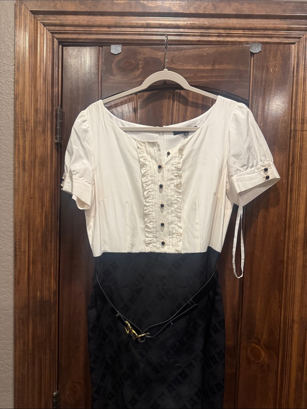ANTONIO MELANI Cream and Black Two-Tone Ruffle Front Blouse